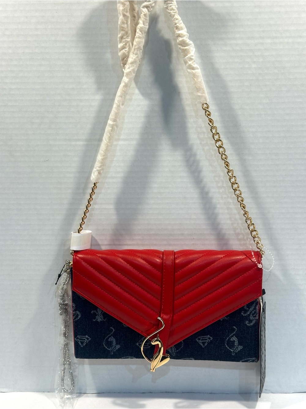 Baby Phat Quilted Red Crossbody Bag with Chain Strap - Picture 3 of 8